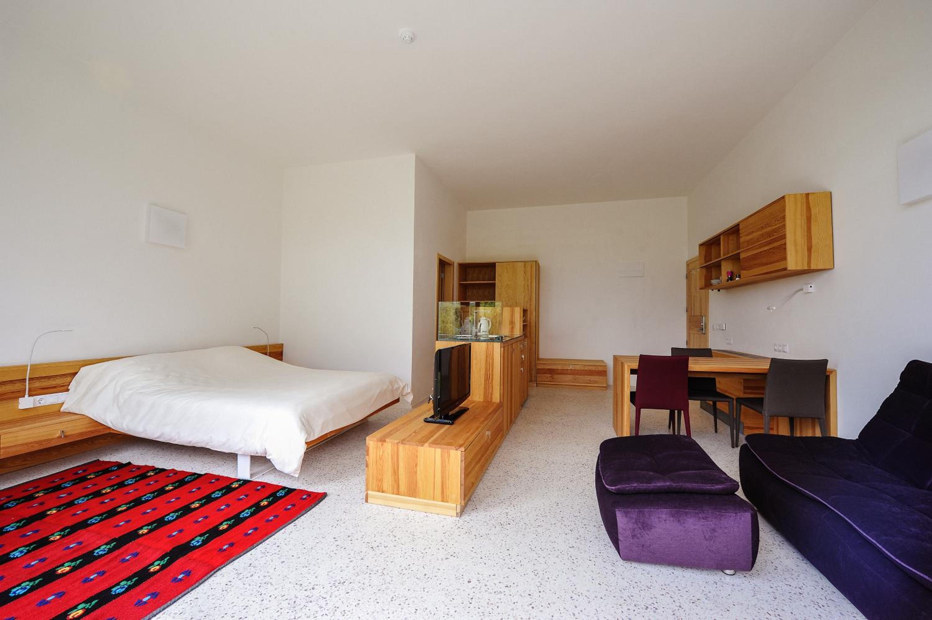 Room at Hotel Gracanica, PRISTINA