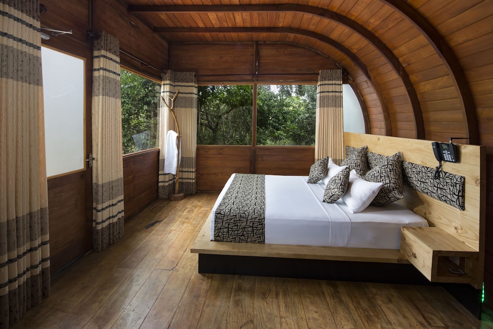 Leopard Nest Luxury Campsite 19/50
