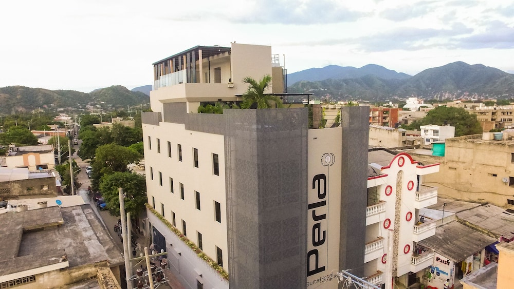 Perla Suite Hotel 2/64