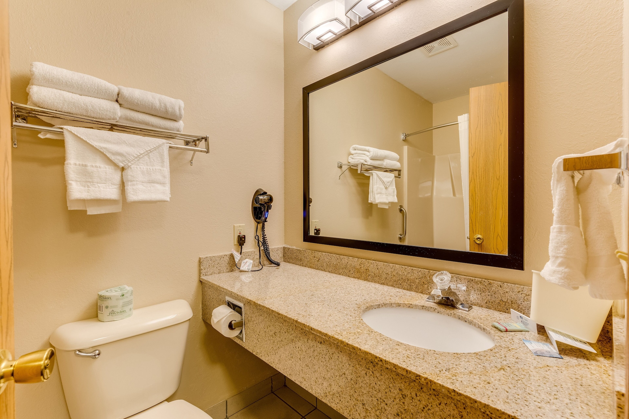 غرفة قياسية بسرير كينج، Best Western Lakewinds 10/10