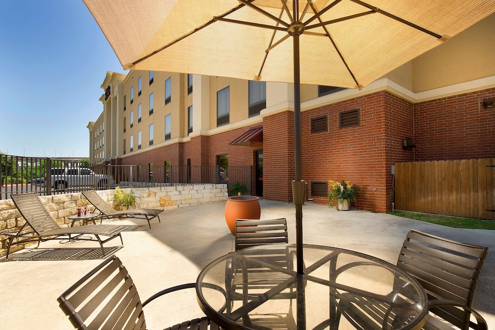 Hampton Inn and Suites San Antonio Airport 4/44