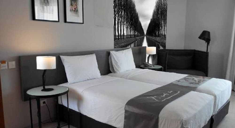 Scala Bed and Beyond 20/48