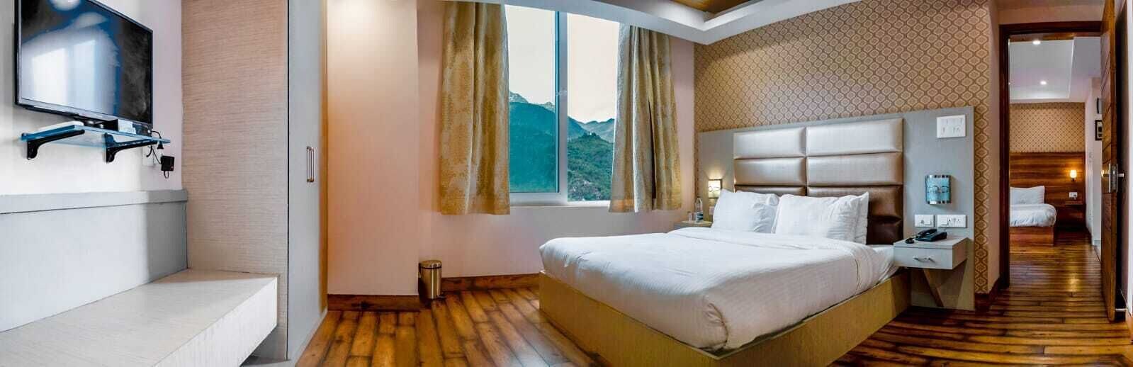 FAMILY SUITE, DOUBLE BED
