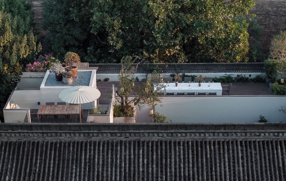 YUANLI HOTEL 44/50