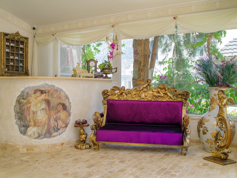 Lukka Exclusive Hotel - Adults Only 12/74