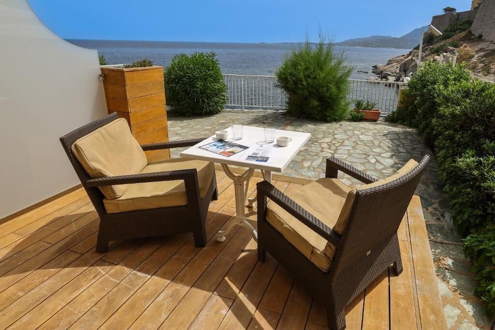 Hotel Saint Christophe Calvi (ex Saint Christophe Corsica) 31/55