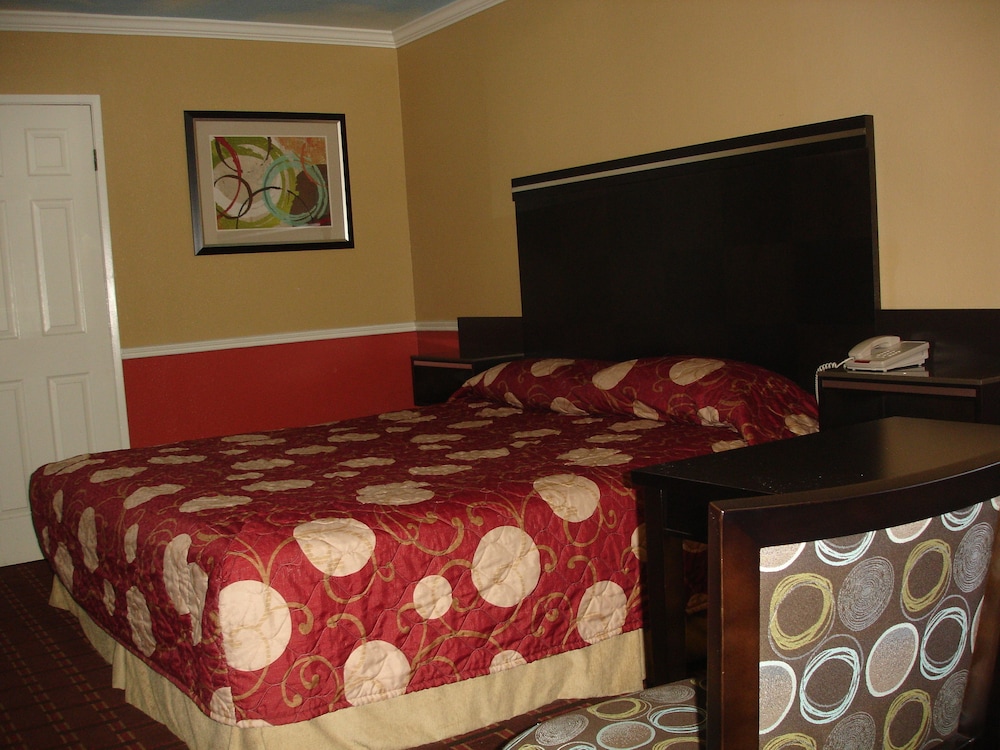 Rivera Motel 12/26