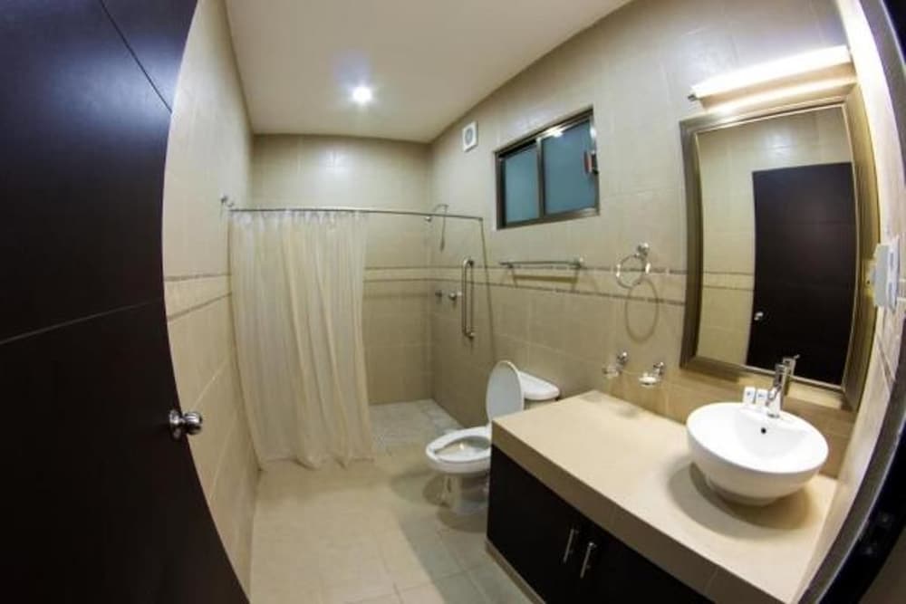 Hotel & Suites Domani 45/46