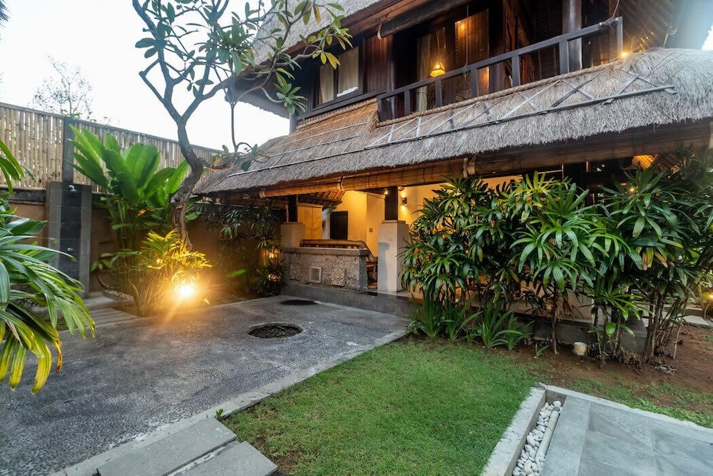 Radiant Jepun Villa 10/37