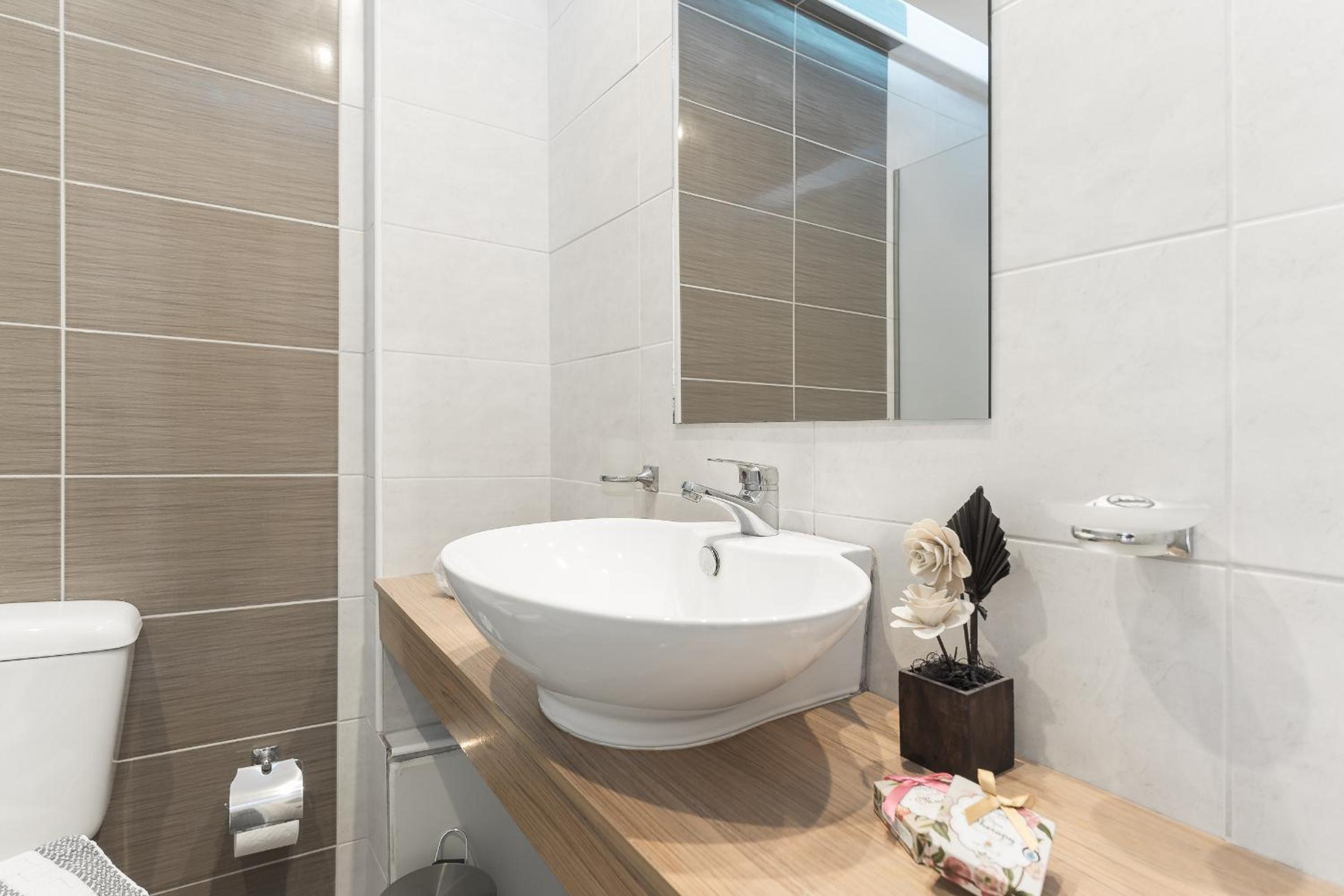 Superior, Outdoor Jetted Tub