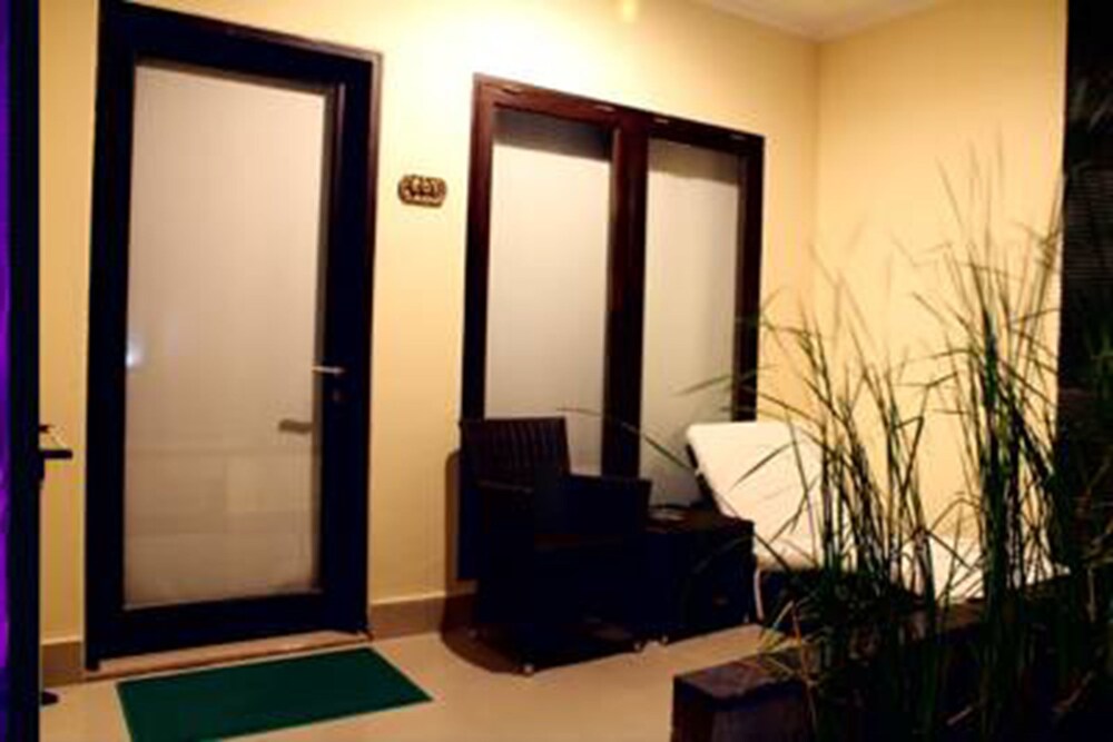 Radha Bali Hotel 5/70