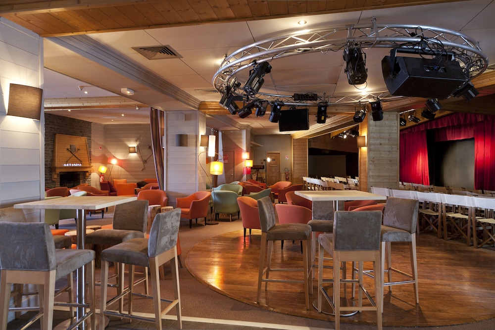 HOTEL CLUB MMV ALTITUDE ARC 2000(FORMERLY MMV HOTEL CLUB ALTITUDE) 35/50