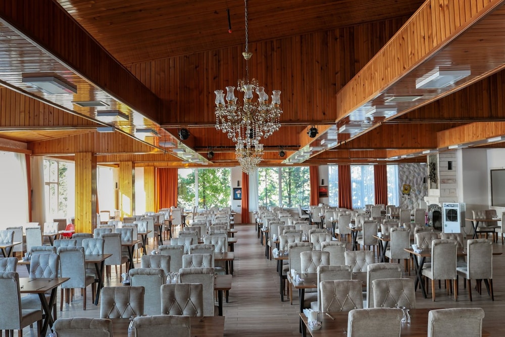 UGURLU THERMAL RESORT SPA & KAPLICA KUR MERKEZI 42/58