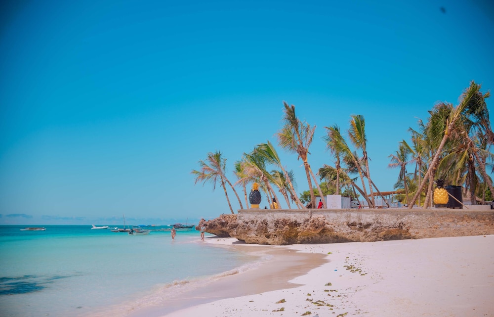 Baraka Beach Bungalows 19/34