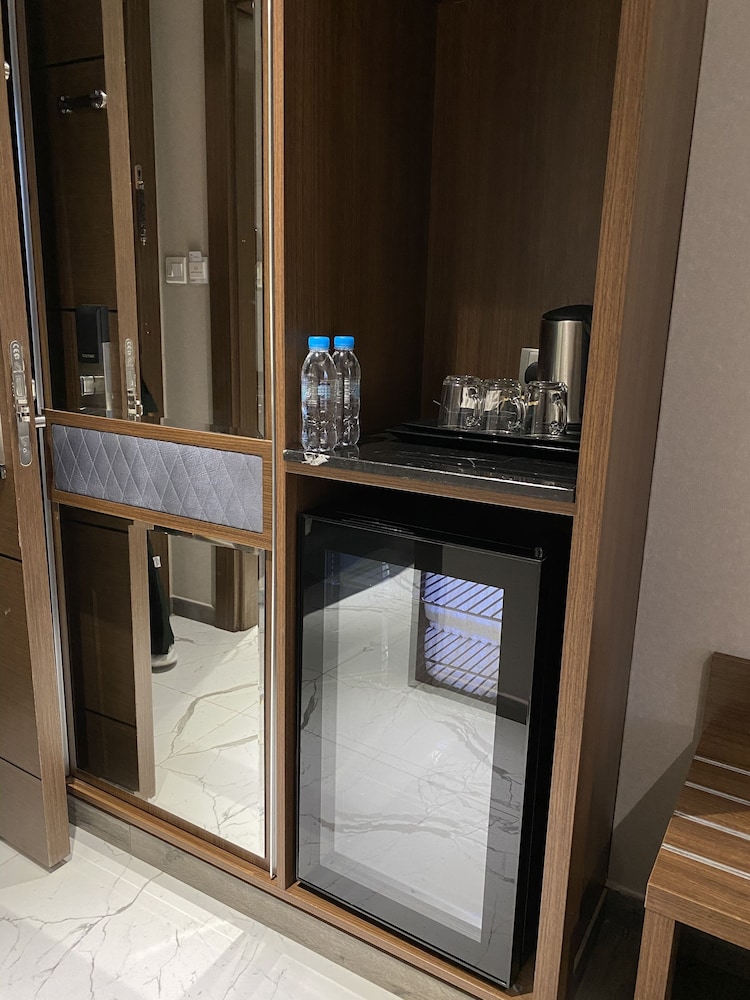 فندق فيوليت الششه(Violet Al Shisha Hotel) 49/49