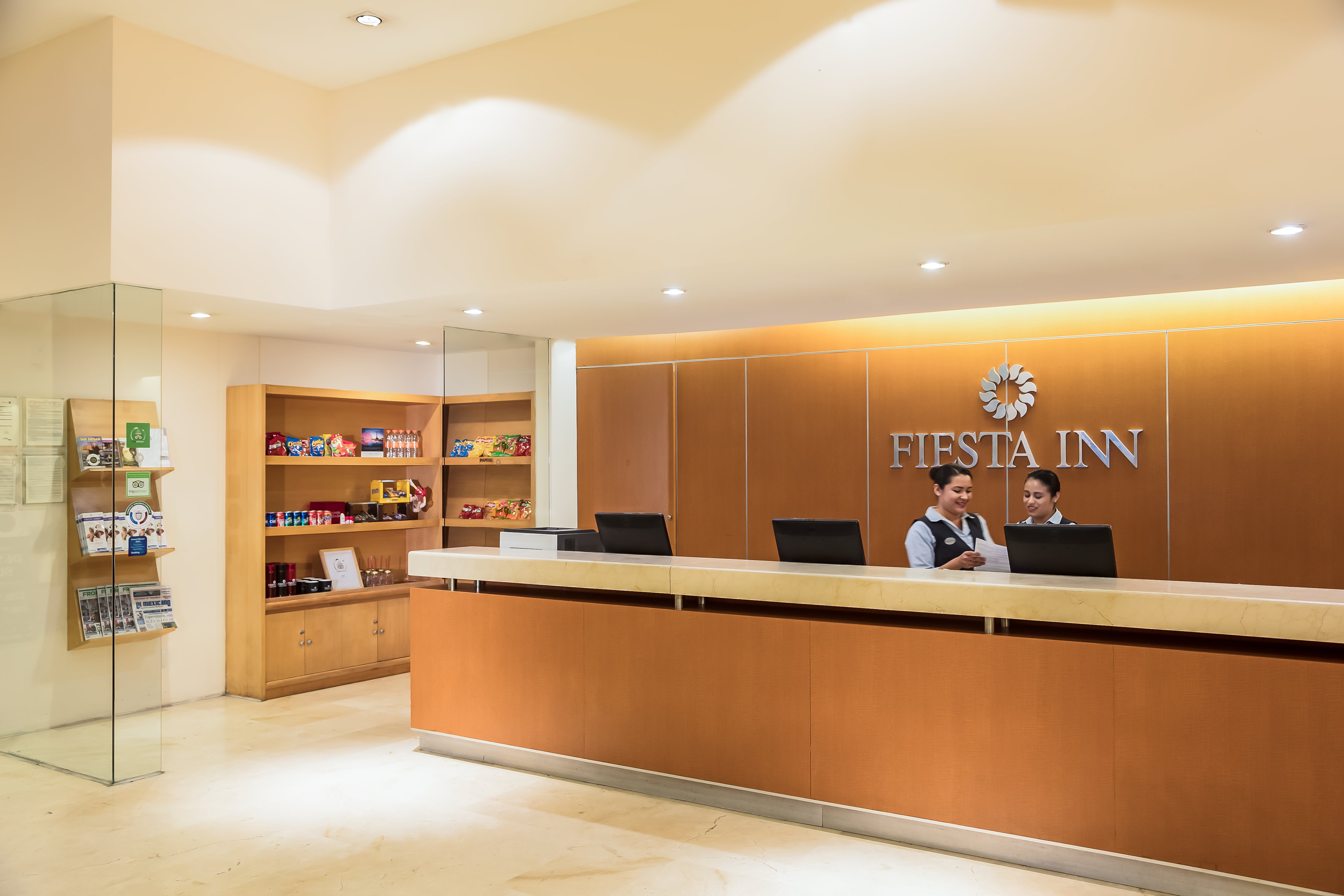 Fiesta Inn Tijuana Otay Aeropuerto 11/33