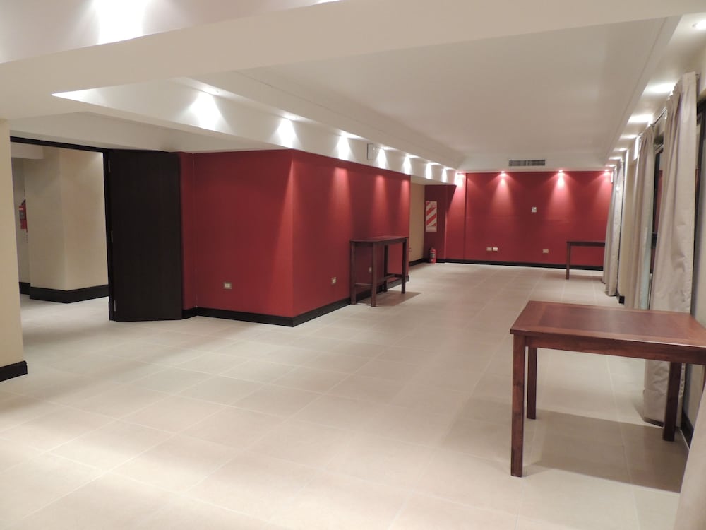Premium Tower Suites San Luis 15/60