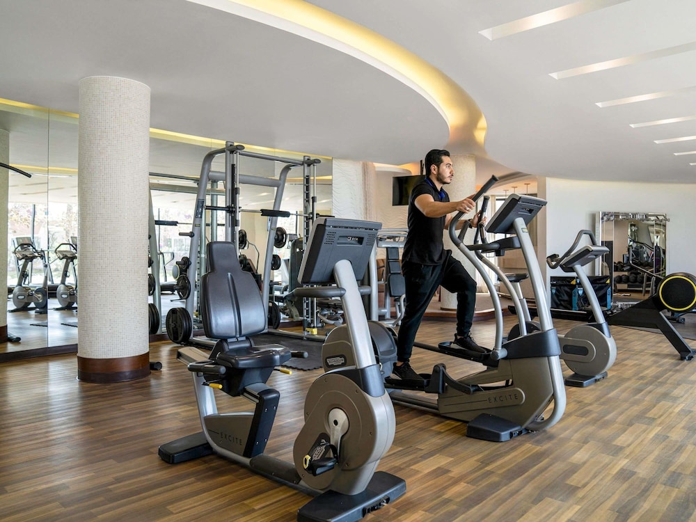 Sofitel Bahrain Zallaq Thalassa Sea and Spa 35/70