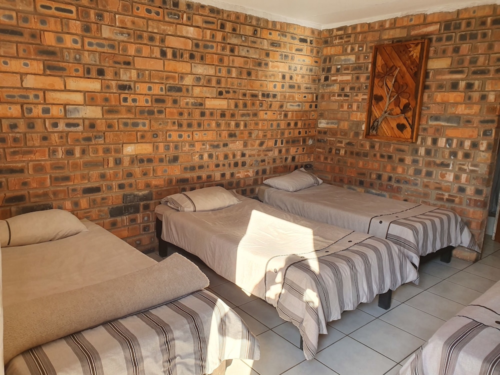 Limpopo Lodge 5/16