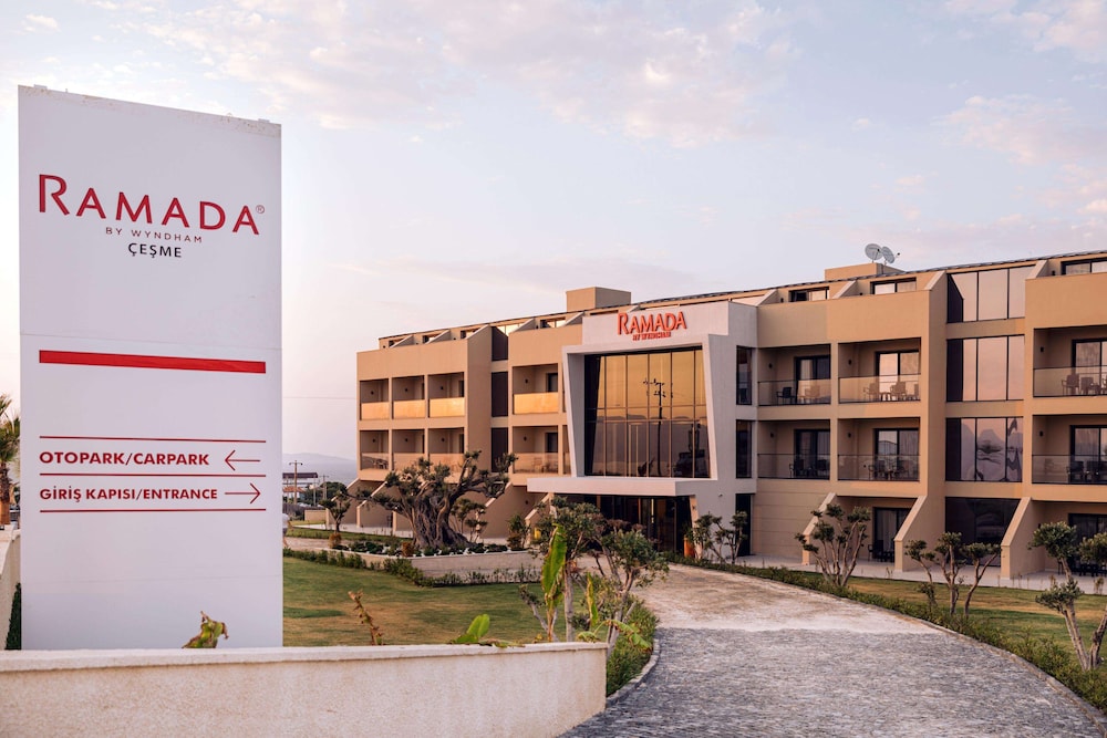 Ramada by Wyndham Cesme 7/67