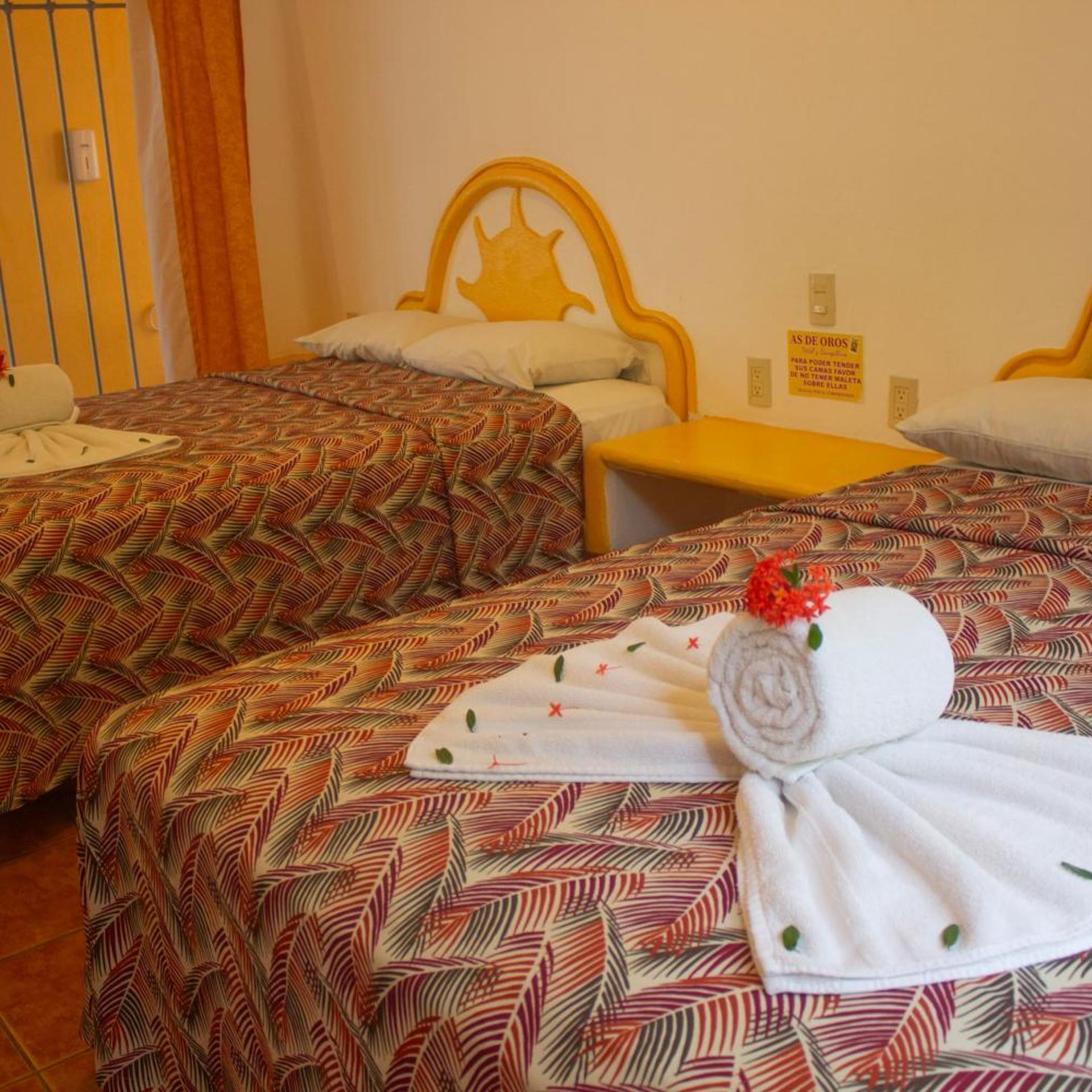 Hotel y Bungalows As de Oros 14/63