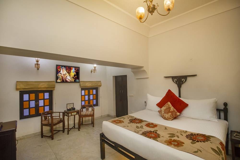 Heritage, Double Bed
