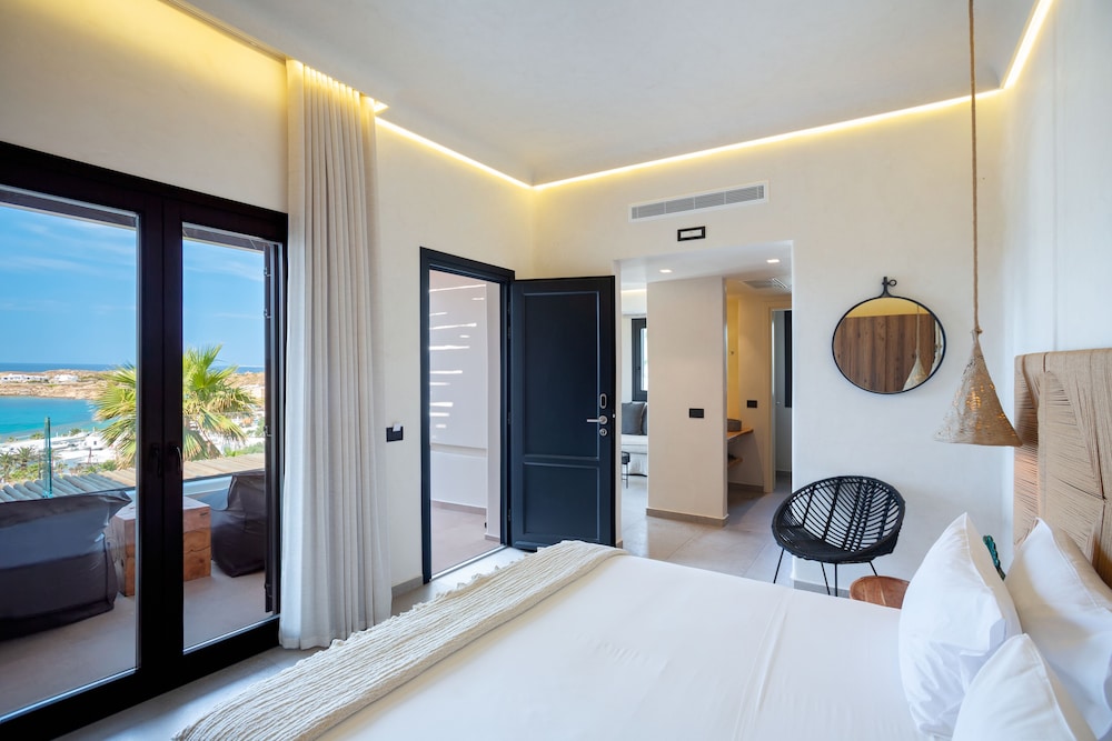 Tropicana Hotel 14/50