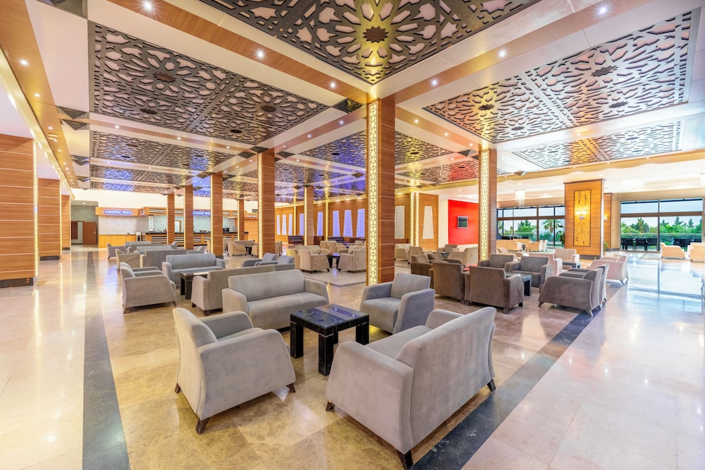 Casa Fora Beach Resort 55/67