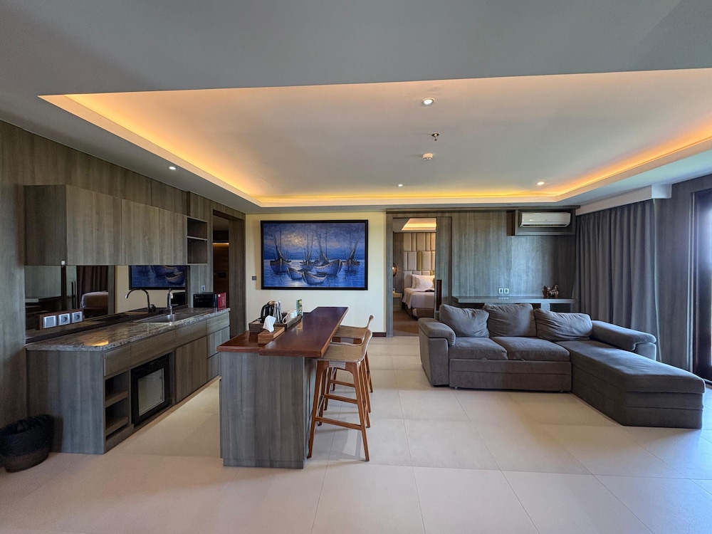 The Crystal Luxury Bay Resort Nusa Dua 49/72