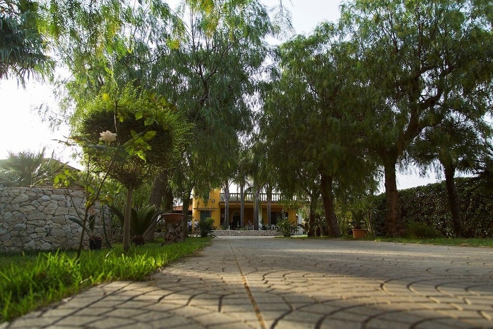 Villa Fanizza 32/46