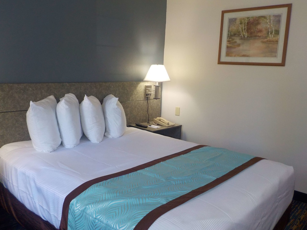 MJ Inn & Suites Marienville 9/20