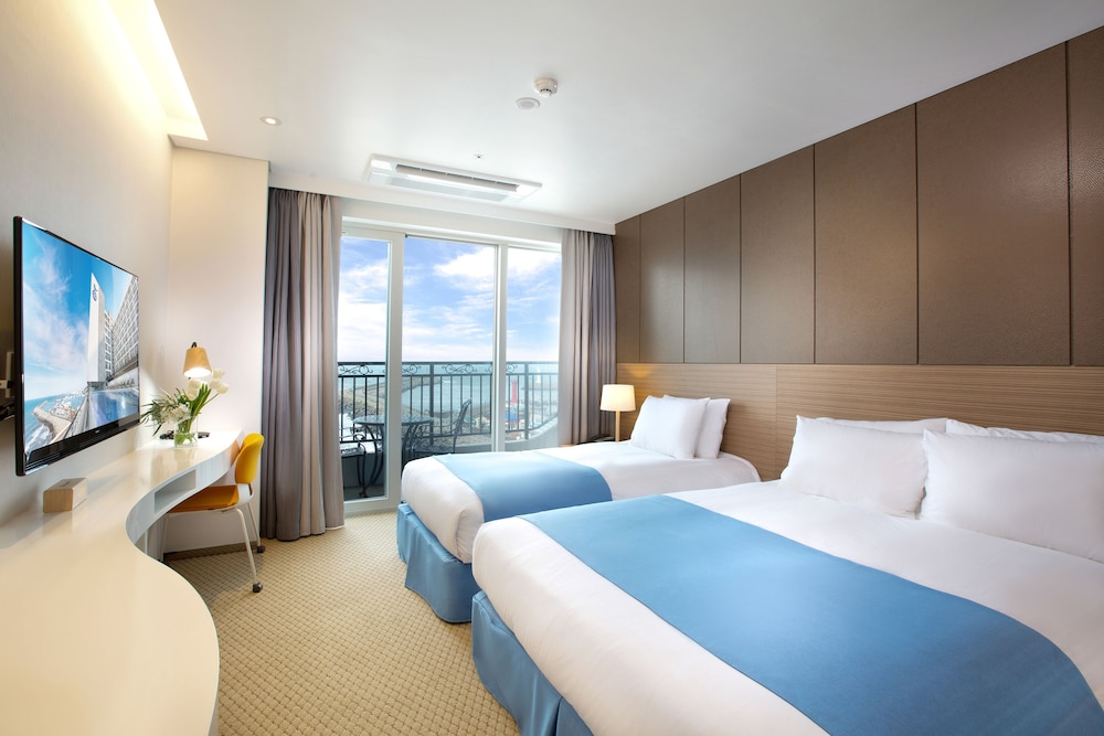 Hotel WhistleLark Jeju 33/67