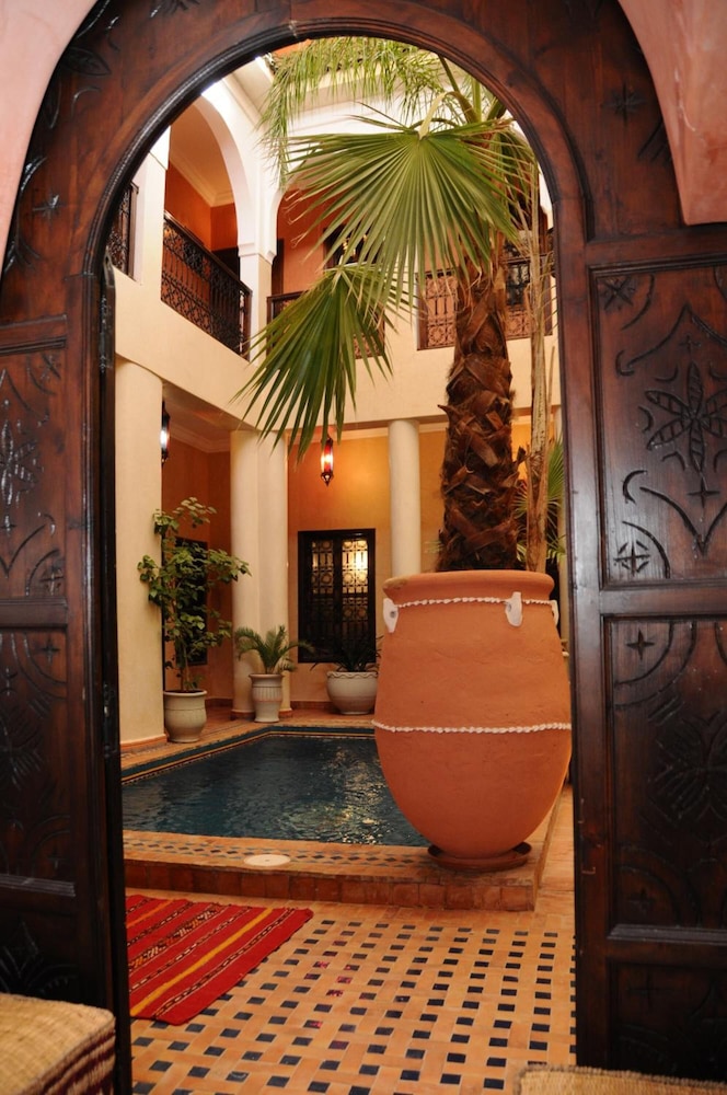 Riad Hadda 8/50