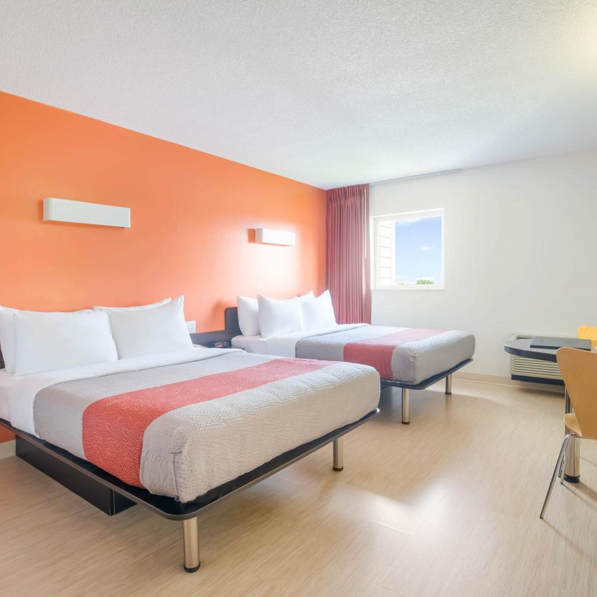 Room, 2 Queen Beds