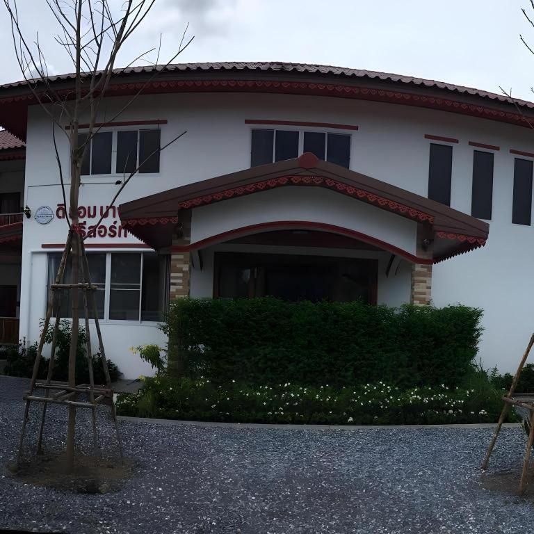 The Aam Resort Bang Sa-Re 3/28