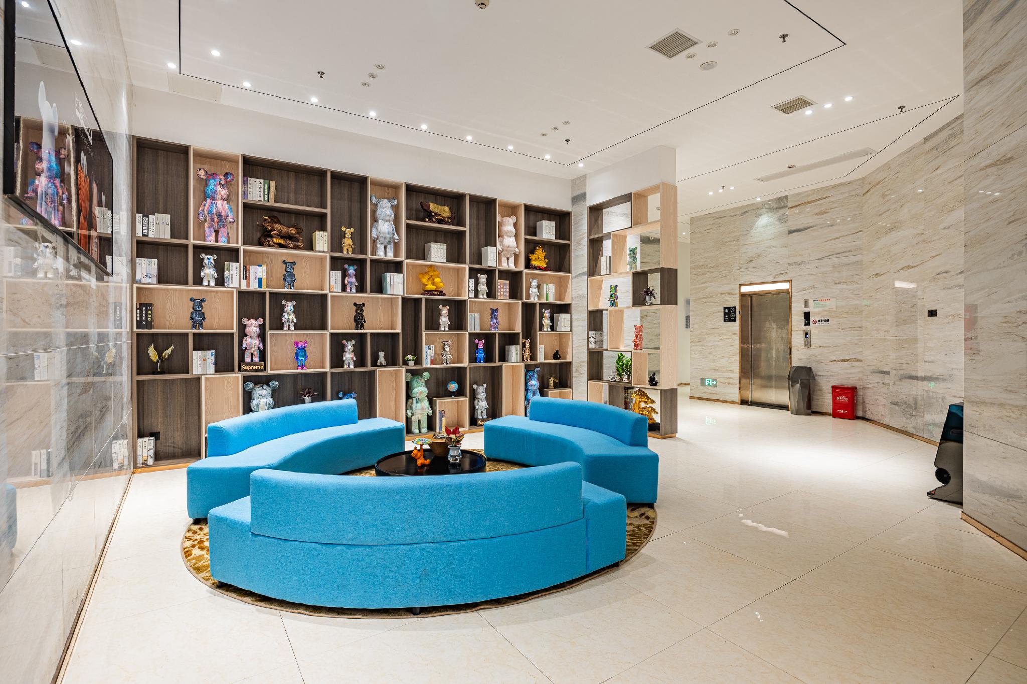 City convenient hotel (Hengyang railway station store) 22/29