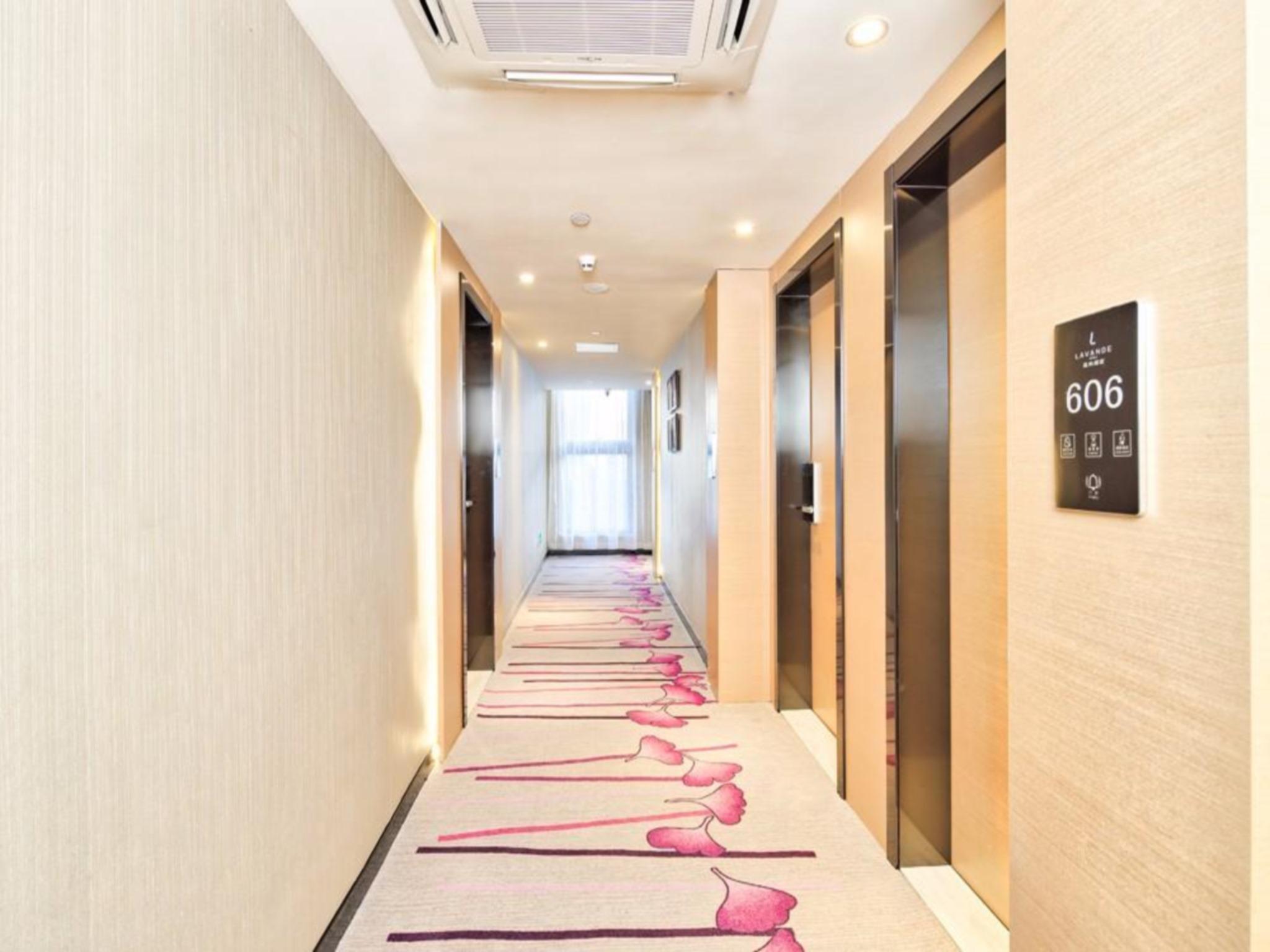 ラヴァンドホテル 深圳宝安海雅浜芬城店 写真3