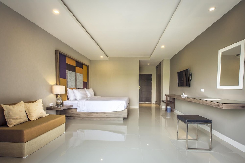 V Hotel Ubon Ratchathani 30/45