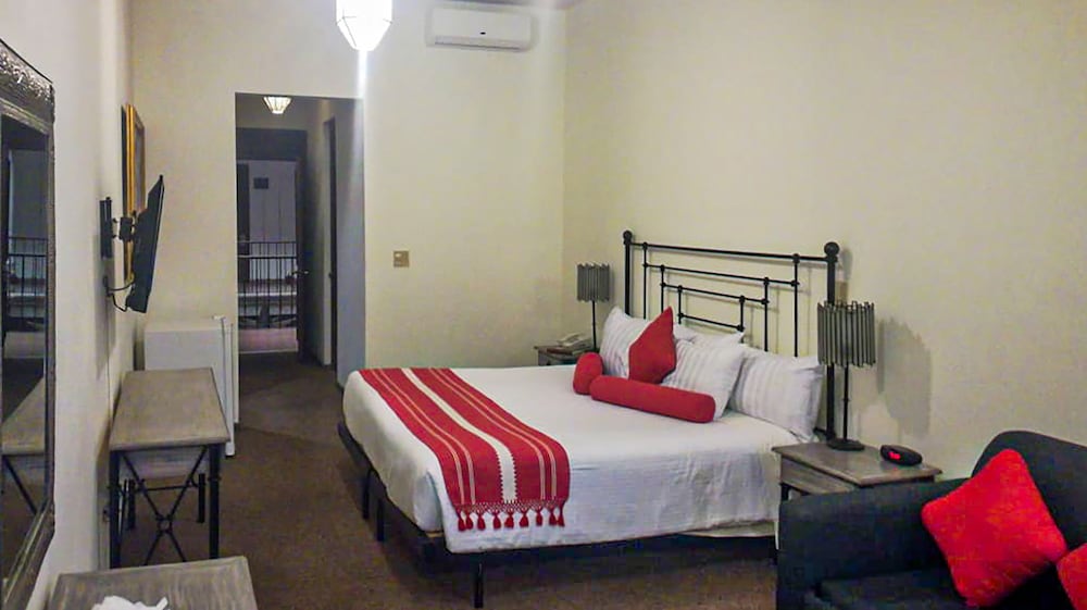 Hotel La Casona 28/68