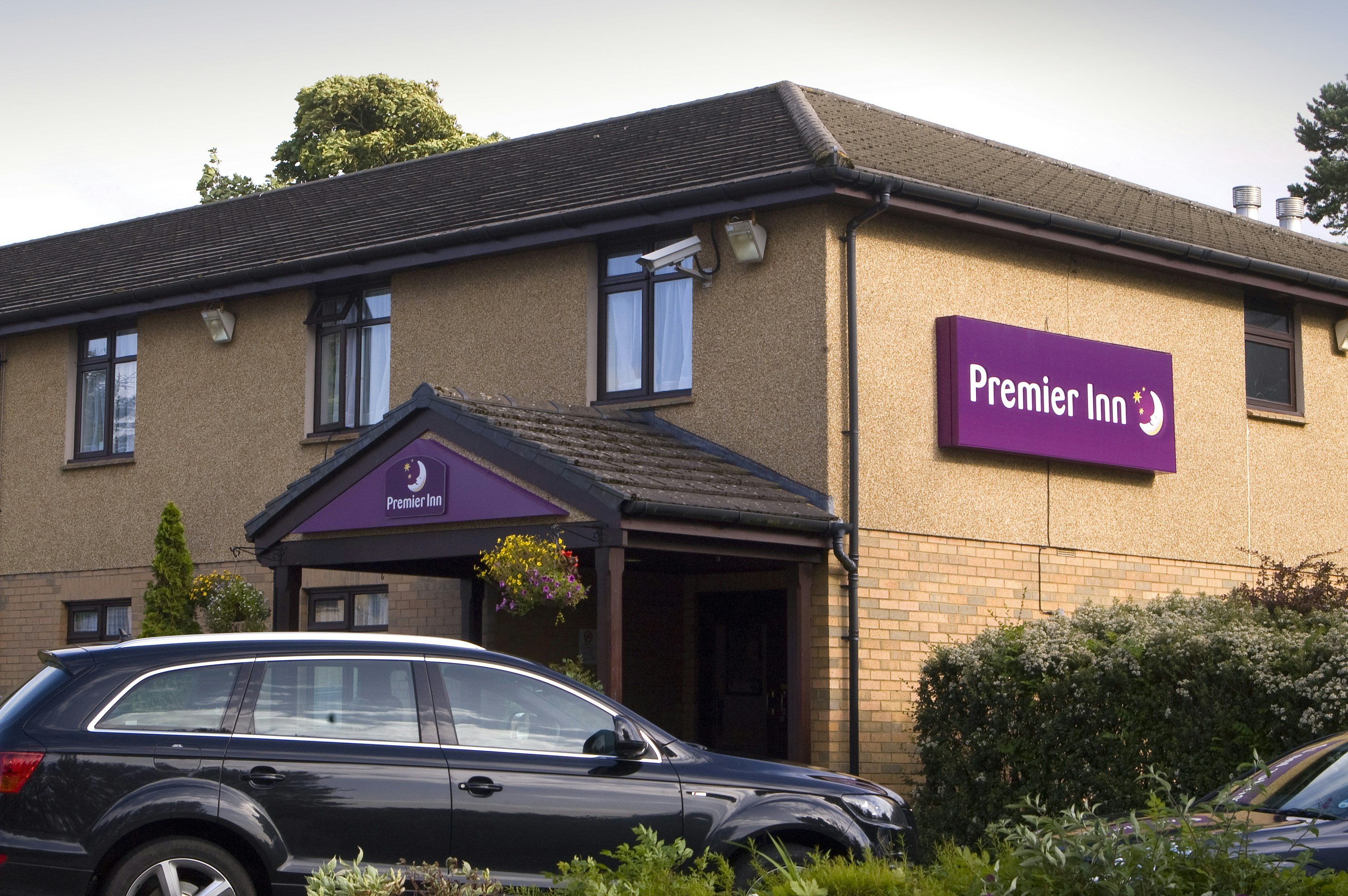 Premier Inn Glasgow East Kilbride (Peel Park) in GLASGOW