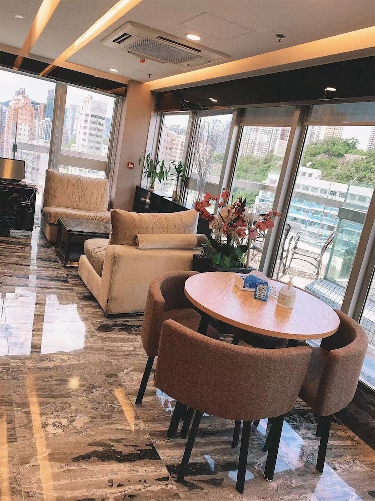 O Hotel 20/22