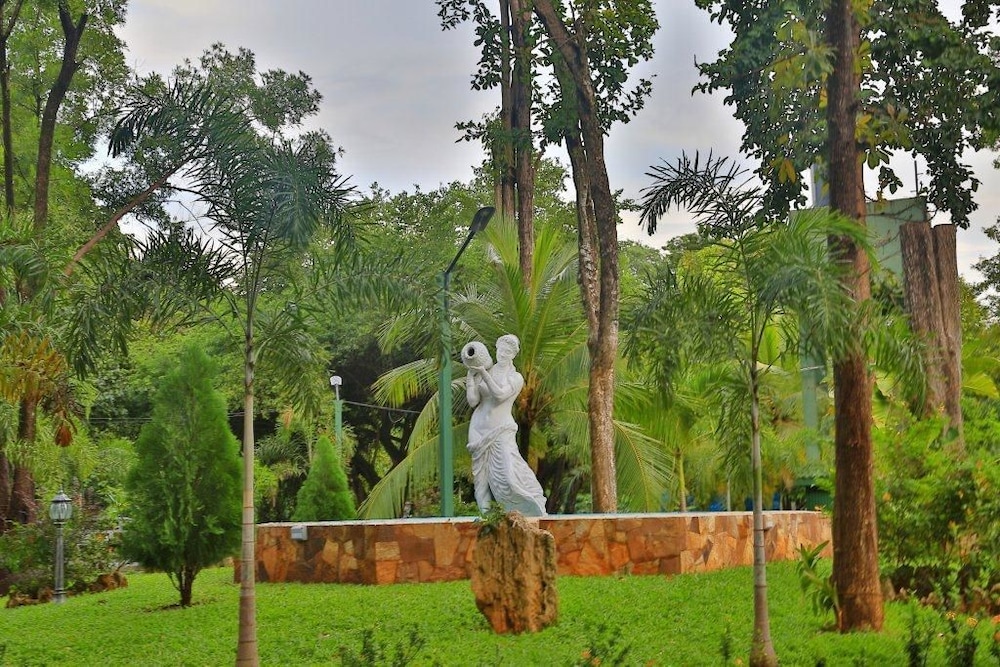 Centauria Lake Resort 37/50