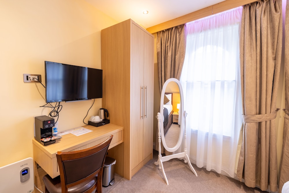 Shoreditch Inn 51/60