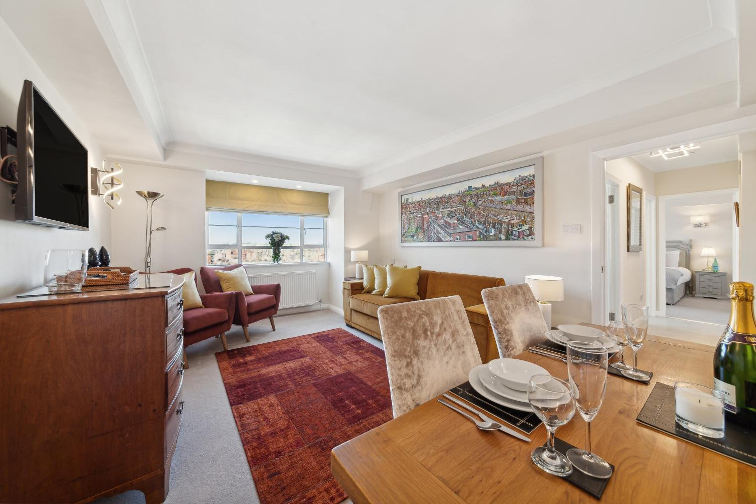 Nell Gwynn Chelsea Accommodation 40/50