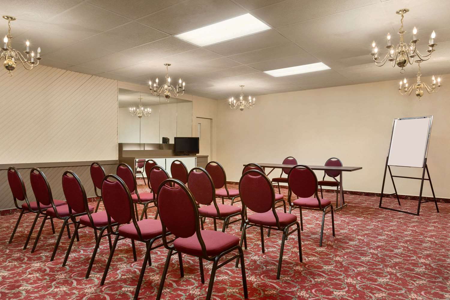 Travelodge By Wyndham Baie Comeau 4/9