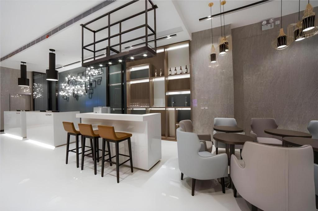 Echarm Hotel (Changde Chaoyang D5 District) 43/52
