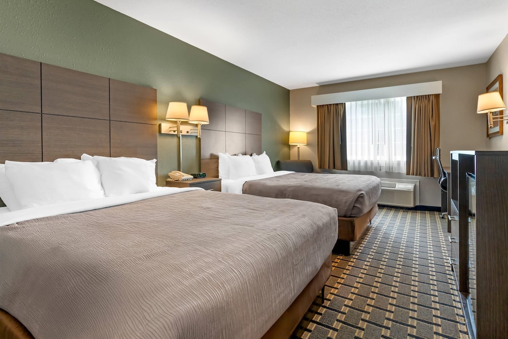 غرفة قياسية بسريرين كوين، Quality Inn Mauston I-90 5/10