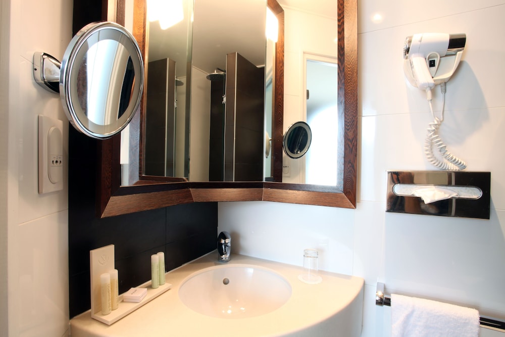 Solly Hotel Paris 49/50
