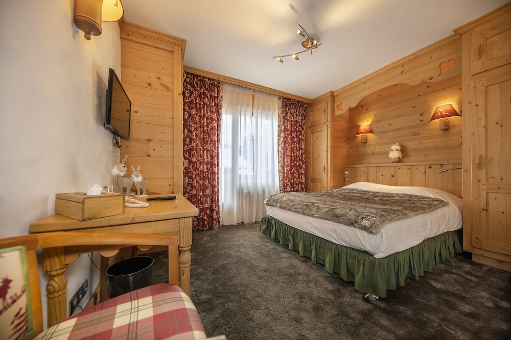 Hotel Spa Neige Et Roc Samoens 18/77