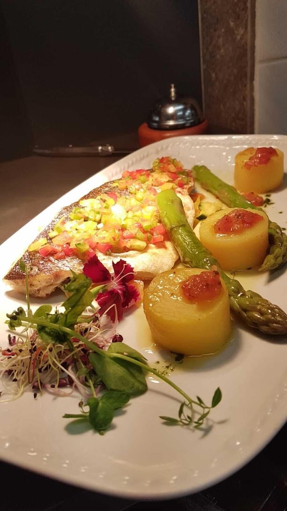 DOMAINE DE LA NERTHE- HOTEL PROVENCE MEDITERRANEE 26/50